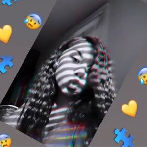 Meet your Posher, Jasmine